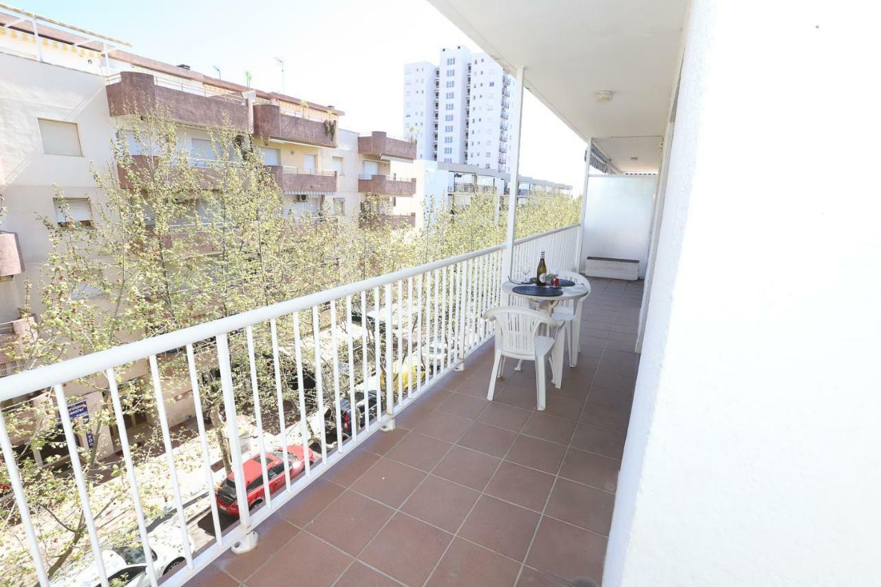 Costa Daurada Apartaments - Costa Azul Luxe ซาลอว์ ภายนอก รูปภาพ
